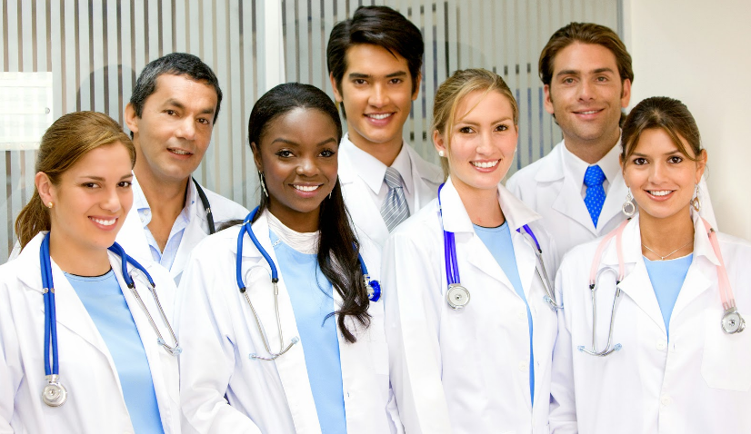 Study Medicine in USA with Scholarship