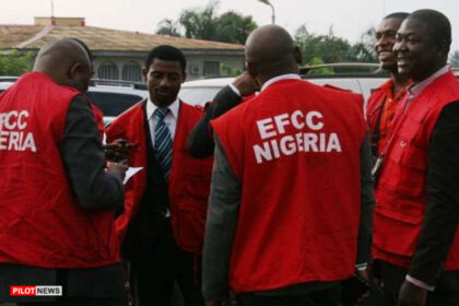 EFCC Offers 5% Reward to Whistleblowers in Fight Against Naira Abuse